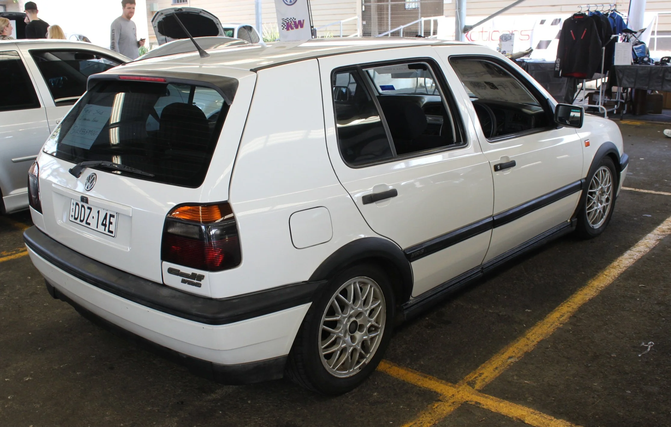 GE026_09-golf-vr6.jpg