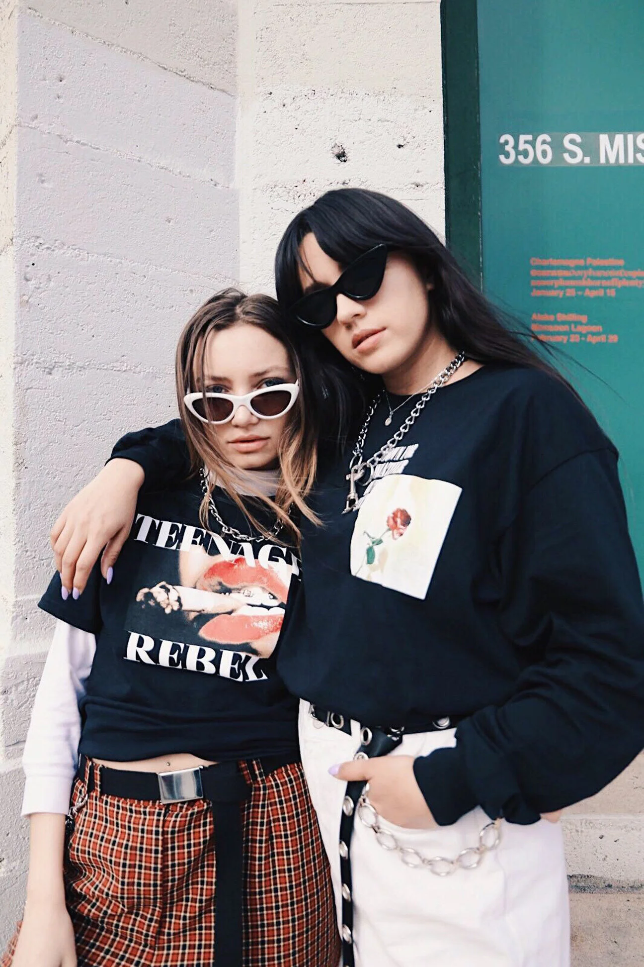 https---hypebeast.com-wp-content-blogs.dir-6-files-2018-03-no-hard-feelings-streetwear-lookbook-4.jpg