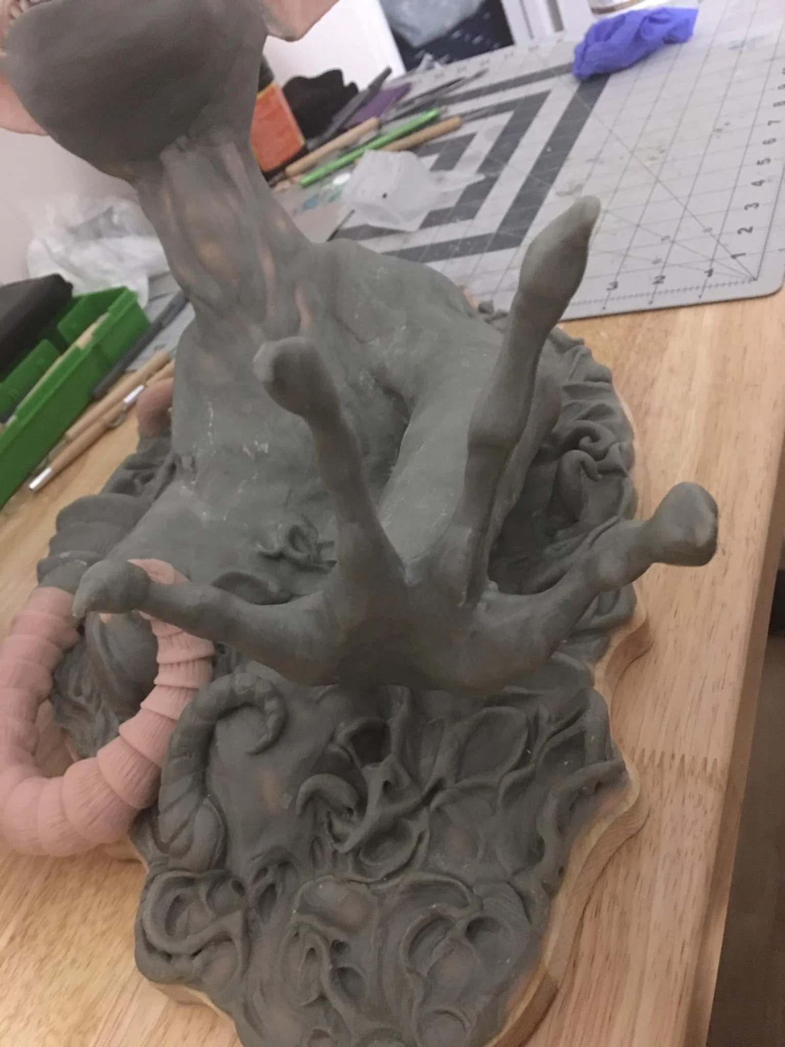 Darklinggraypink5underclaw.jpg