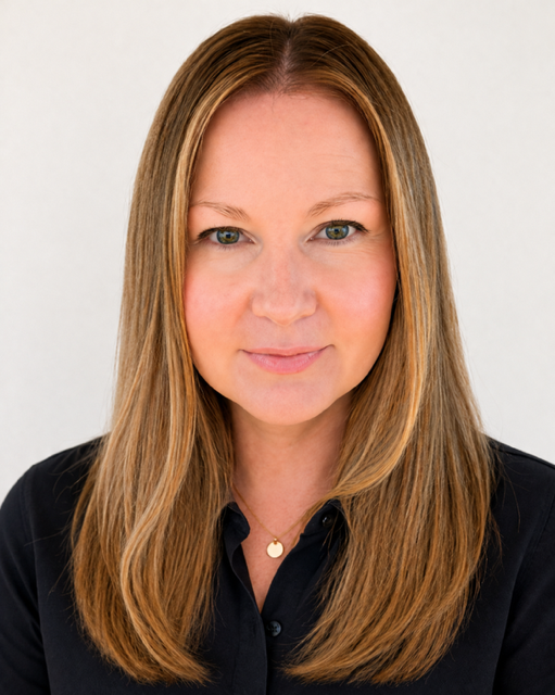 headshot of Jennifer Girardin
