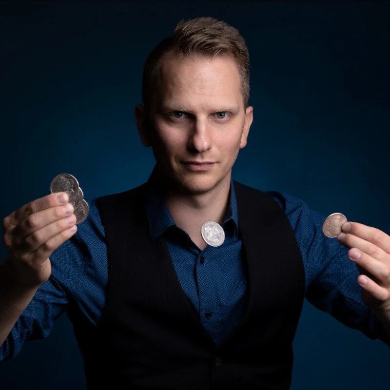 Rob Ellinger: Hypnos
Returning to Adelaide Fringe after sold out shows in 2024! Experience a unique fusion of hypnosis and magic. Every mystery takes you deeper and deeper into a profoundly enjoyable trance state. Each moment in hypnosis makes the ma