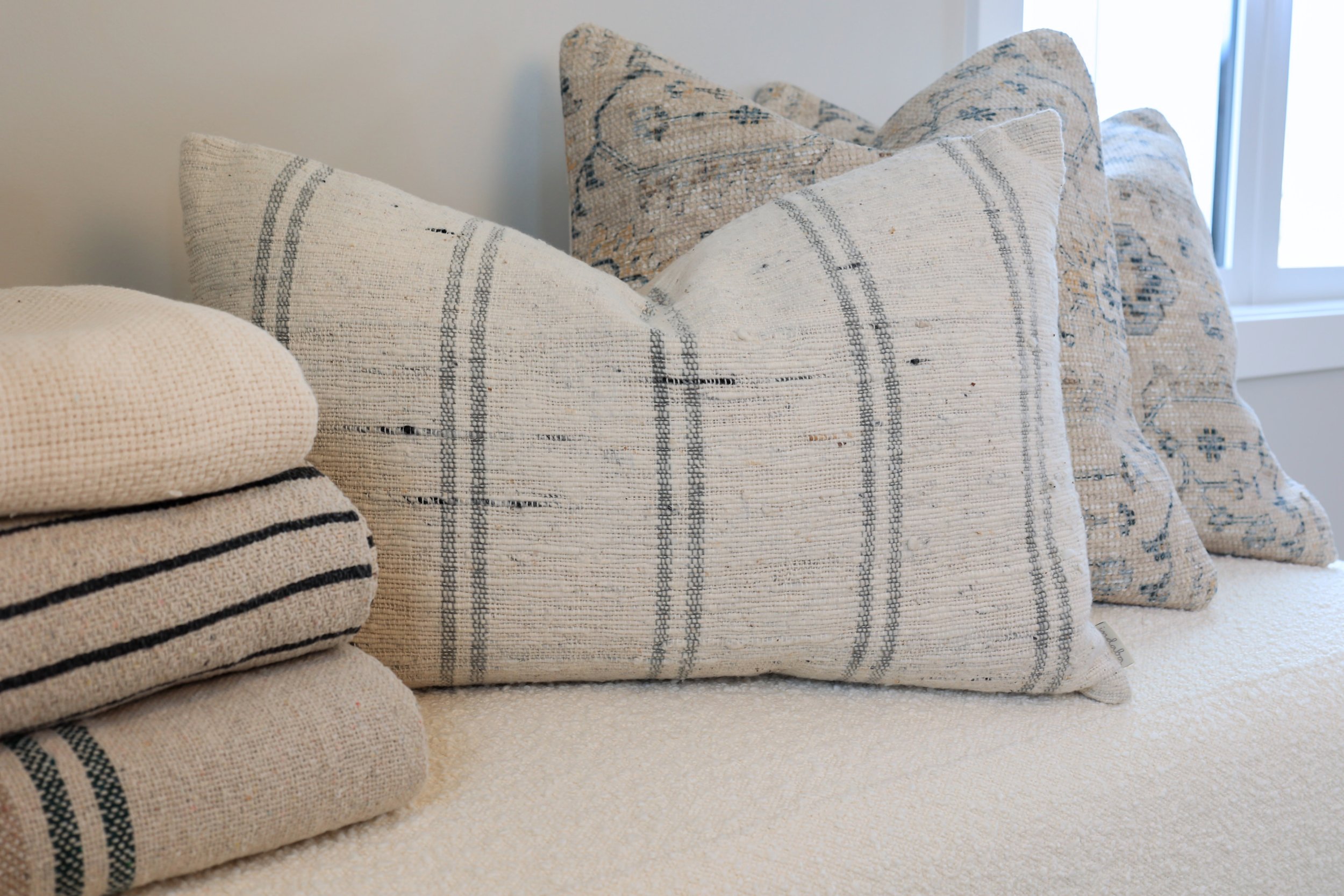 throw pillows and blankets.jpeg
