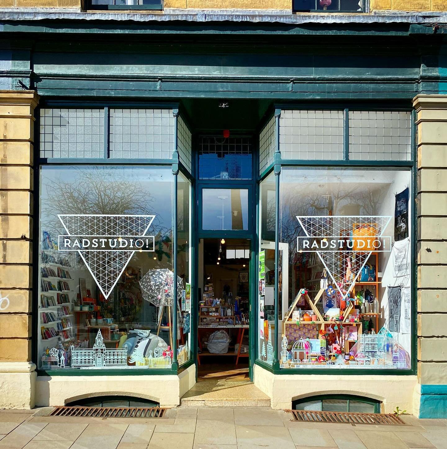 SHOPFRONT (bit of a cheat - it&rsquo;s an oldie as we have wet paint signs up right now), so here it is in it&rsquo;s glory 🤩 We are RAD Studio in the lovely UNESCO World Heritage Site of Saltaire, Bradford. Looking forward to sharing more about our