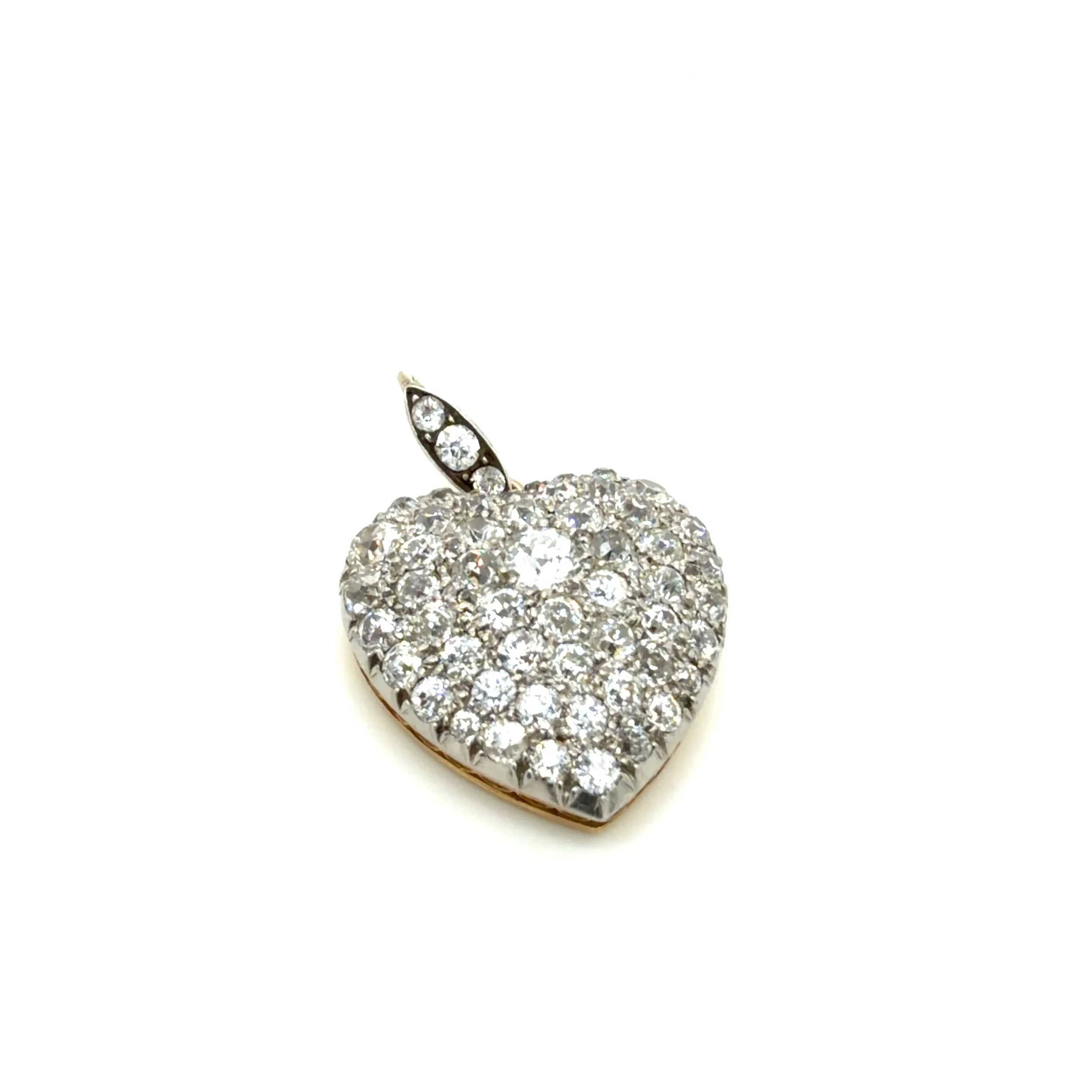 46 | Victorian Diamond Heart Locket Pendant | 8000 - 10000 | 7000