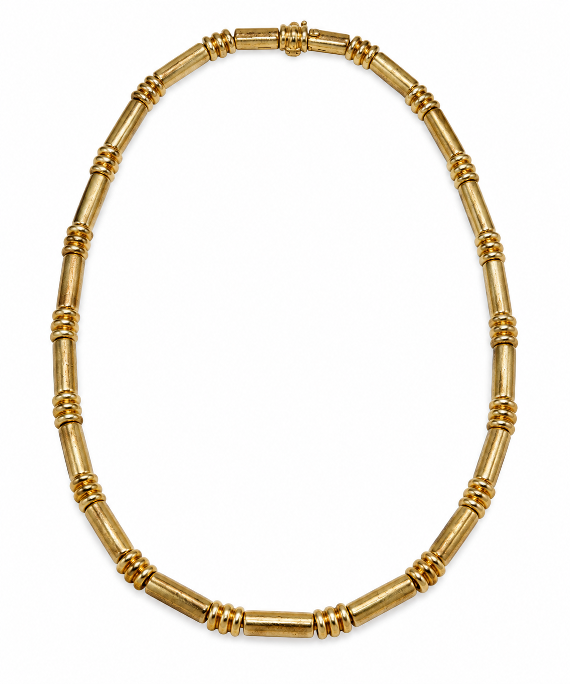 17 | A Vintage 18ct Gold Necklace (Tested) | 5500 - 6500 | 5000