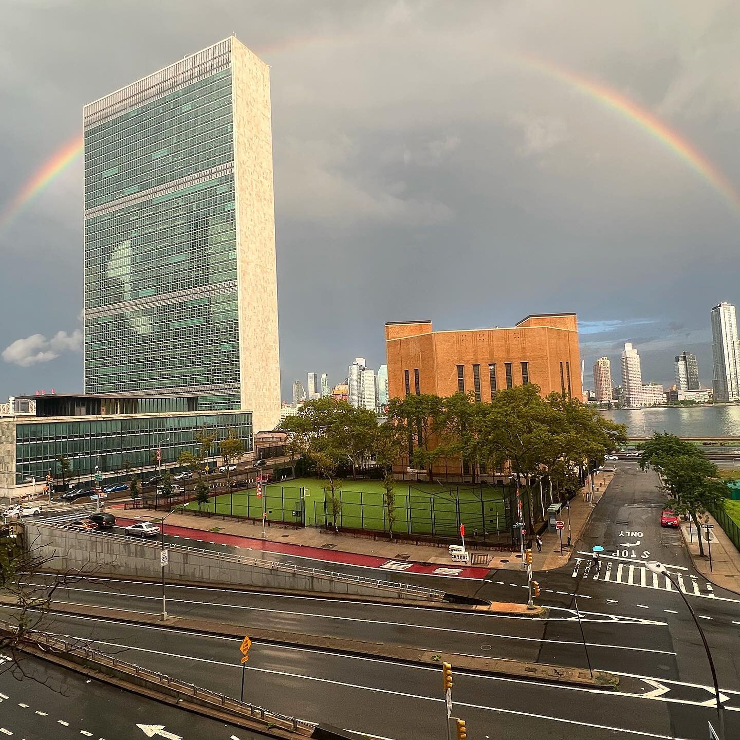 Yesterday&rsquo;s rainbow over the UN.
9.11.2023

#rainbow #911 #newyorkcity #nyc #newyorkphotography #unitednations