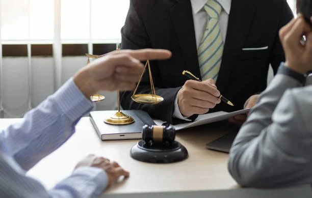 Bridging the Gap: Navigating Partner Disputes with Valuation and Mediation