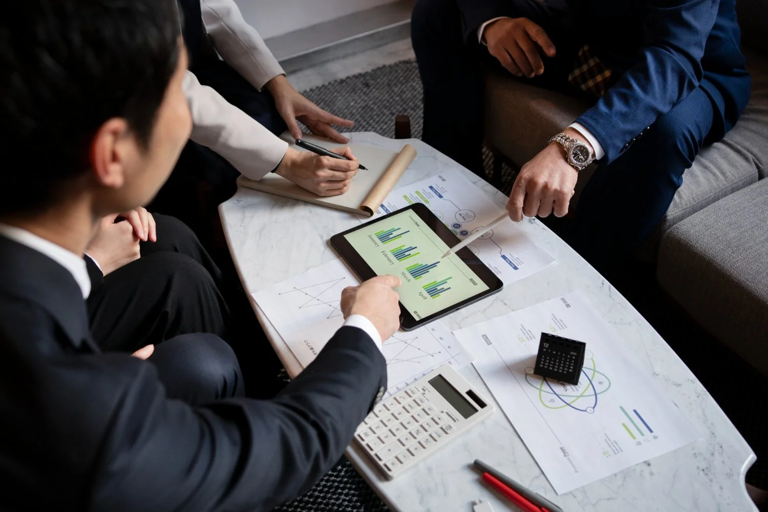 ESG Integration in Modern Business Valuation
