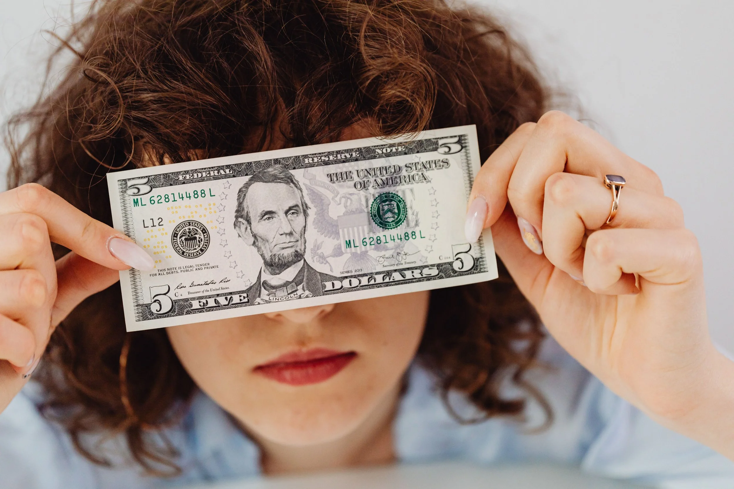 The Financial Blind Spot in Divorce Mediation: Why Knowing the Money Comes Before Negotiating It