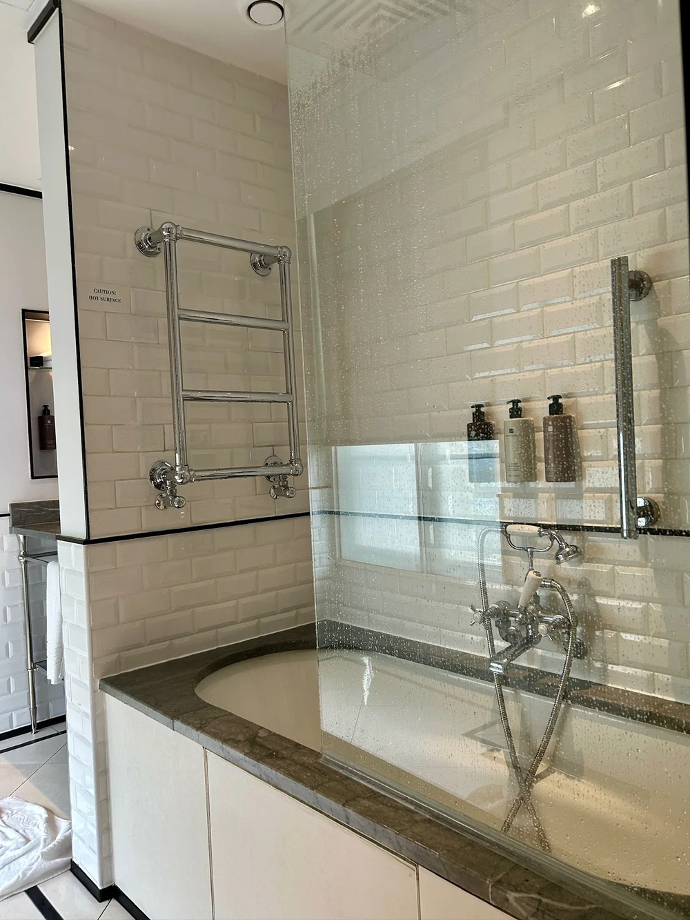 Waldorf Hilton Bathroom Shower