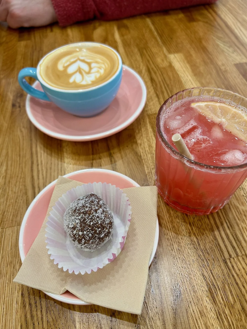 Corgi Ball Drinks Food Corgi Cafe Barcelona