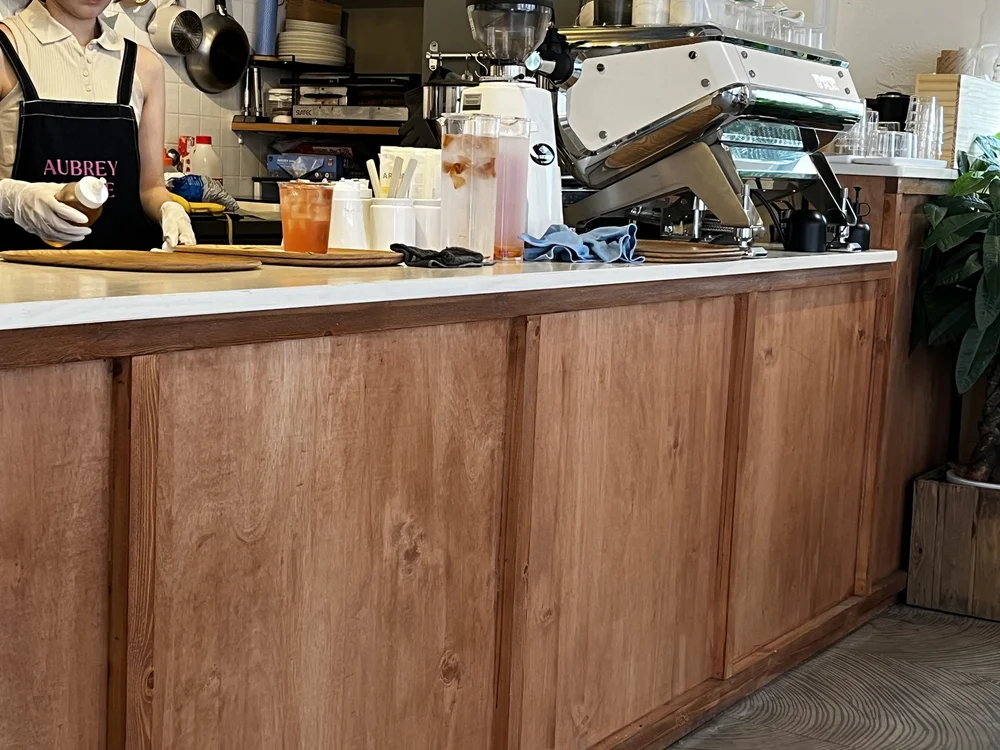 Aubrey House Shibuya Front Counter