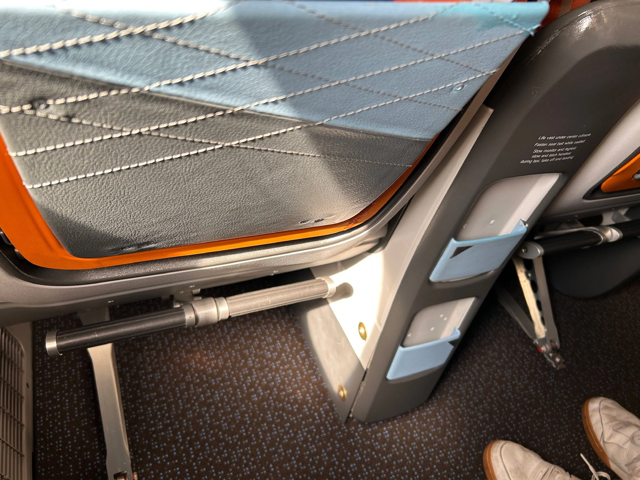 SQ 631 Premium Economy Leg room