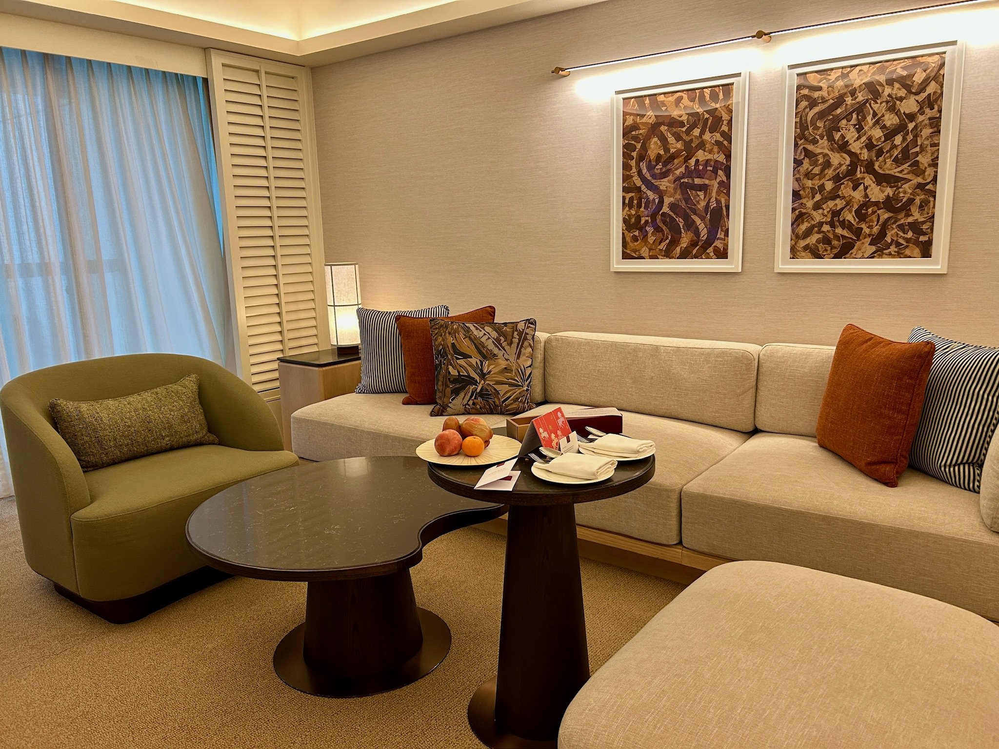 Conrad Singapore Orchard Executive Suite Living Room