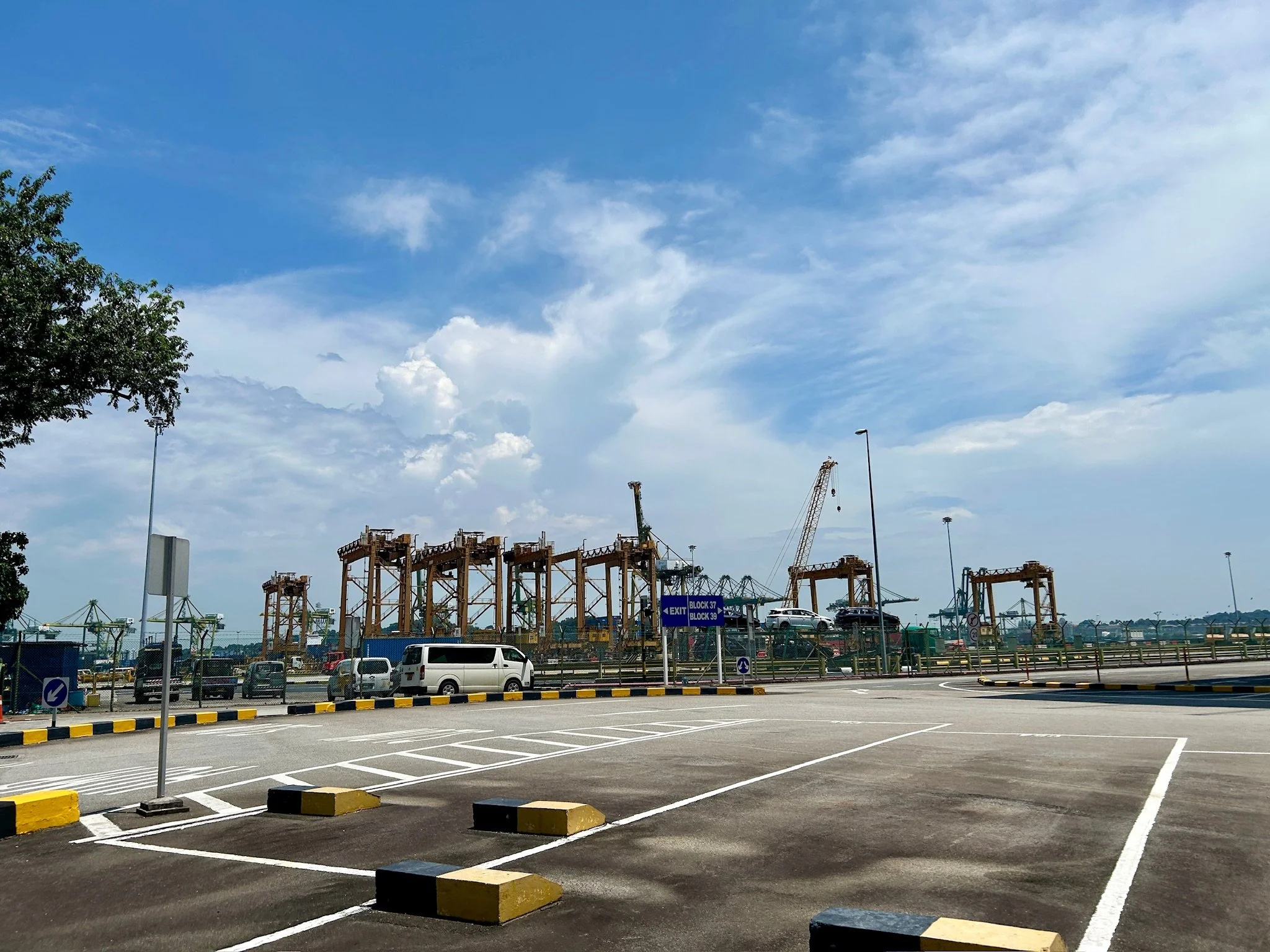 Picture of an industrial area in Singapore.