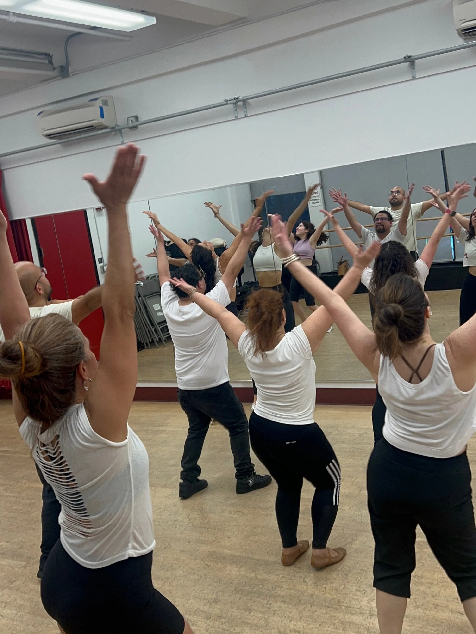 The challenge team is warming up those moves for their big debut! 6 hours in, 2 more hours to go&hellip;.

Save the date for their first show: June 24th at @palacallenyc !

#salsaandbachata #performanceteam