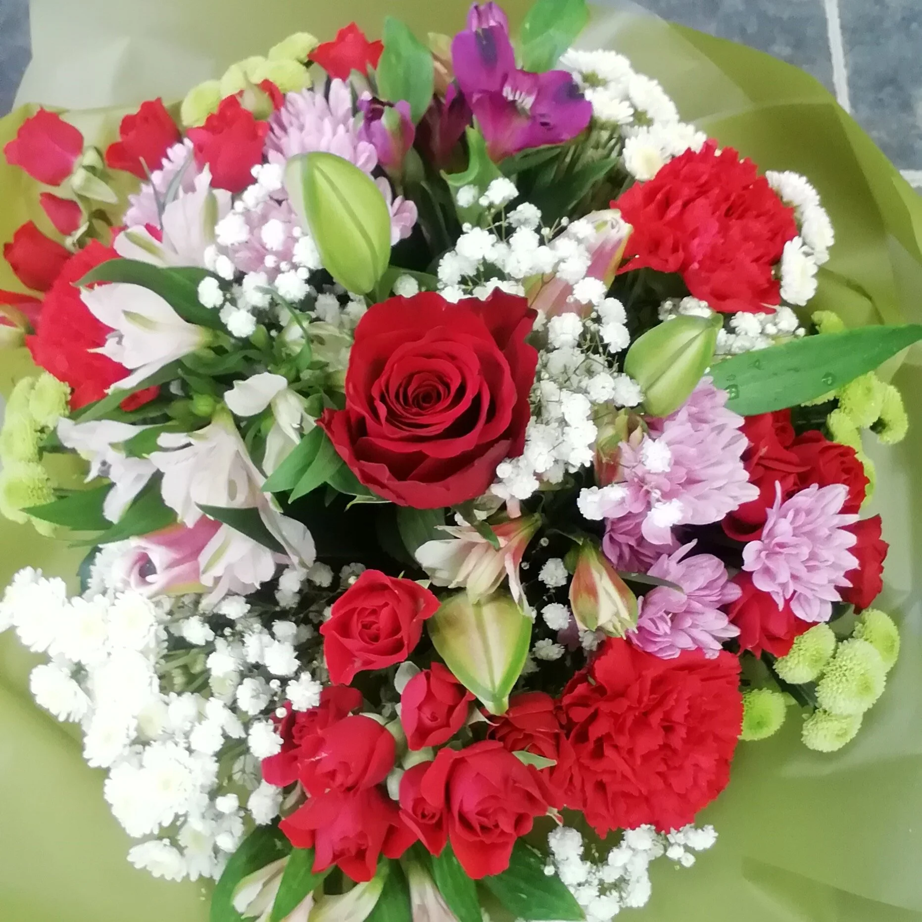 l cook florist carpenders park south oxhey hand tied signature bouquets flowers blooms delivery