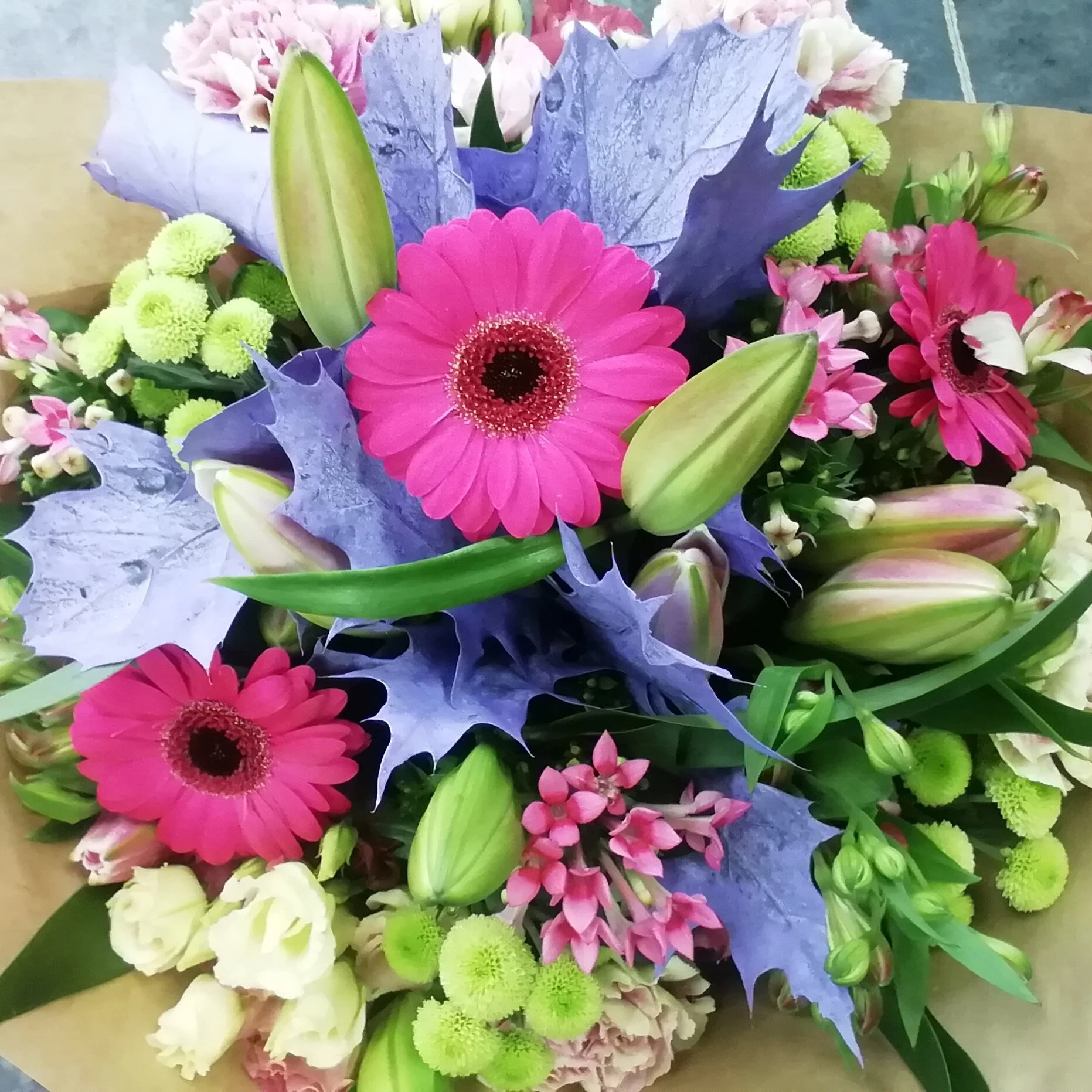 l cook florist carpenders park south oxhey hand tied signature bouquets flowers blooms delivery