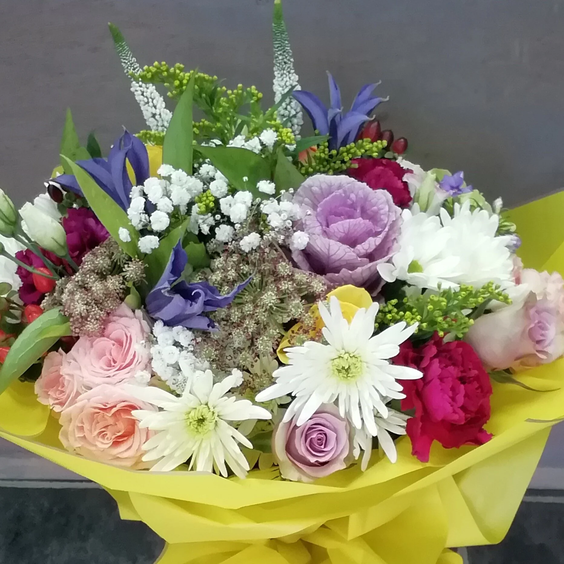 l cook florist carpenders park south oxhey hand tied signature bouquets flowers blooms delivery