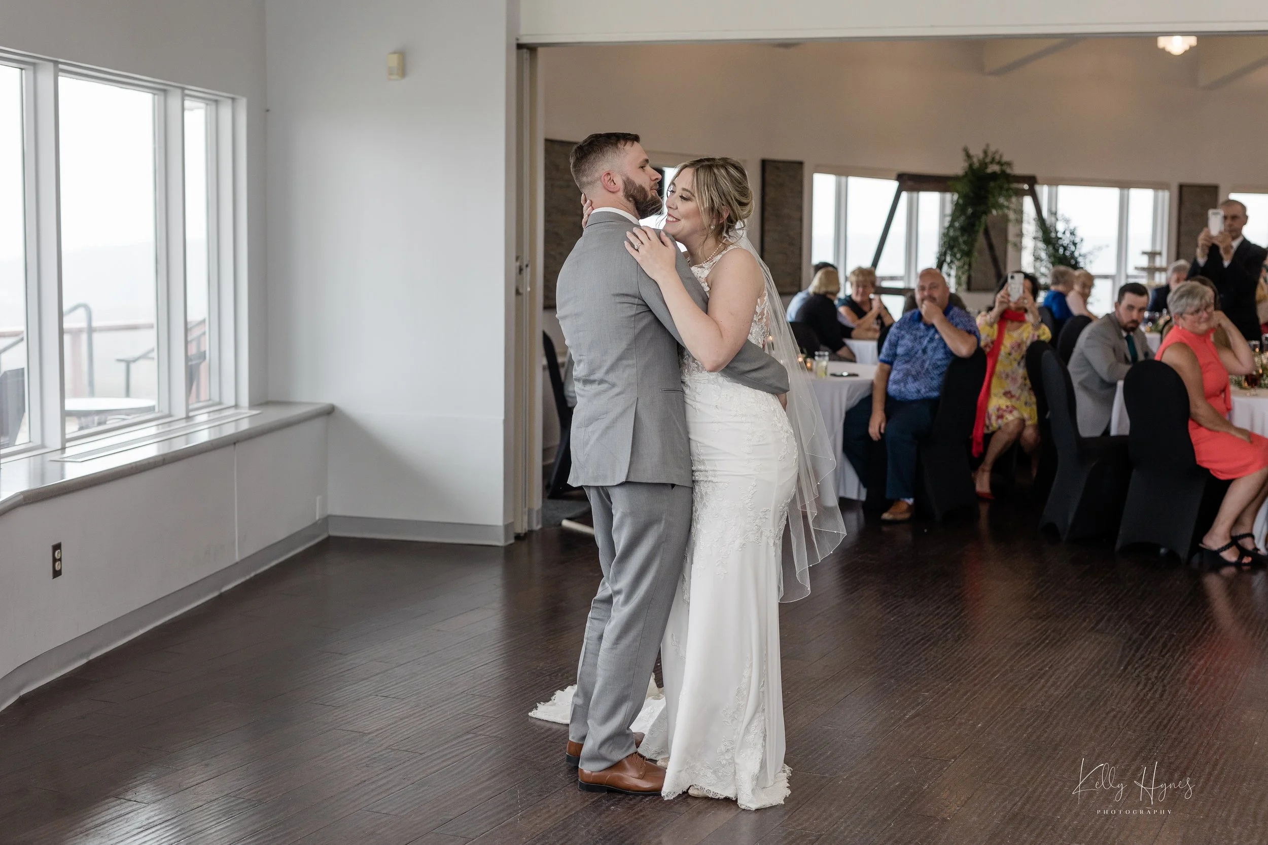 CrossWedding_05_28_22-1401.jpg