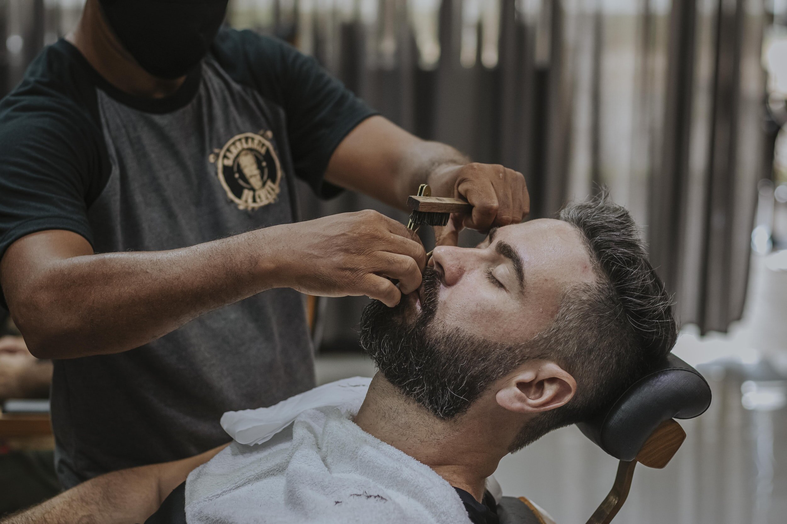 The Bus Stop Barbershop — San Francisco's Outdoor Barbershop