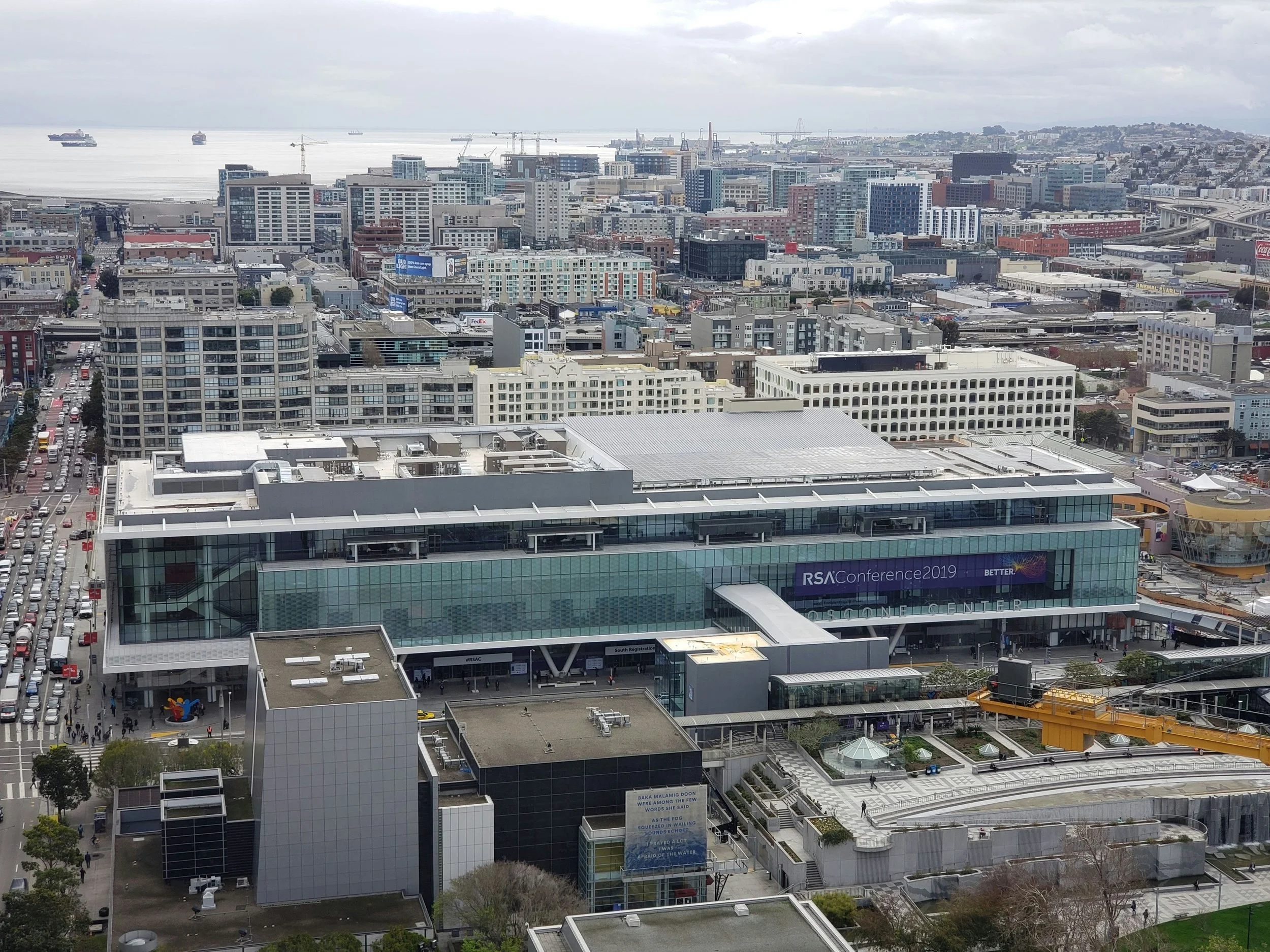 A Guide to Getting a Haircut Near Moscone Center