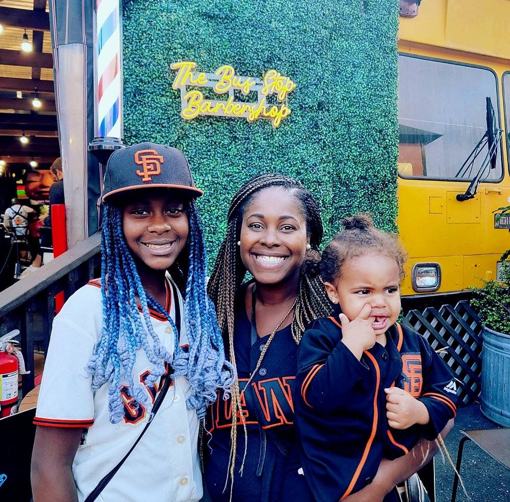 The Bus Stop Barbershop — San Francisco's Outdoor Barbershop