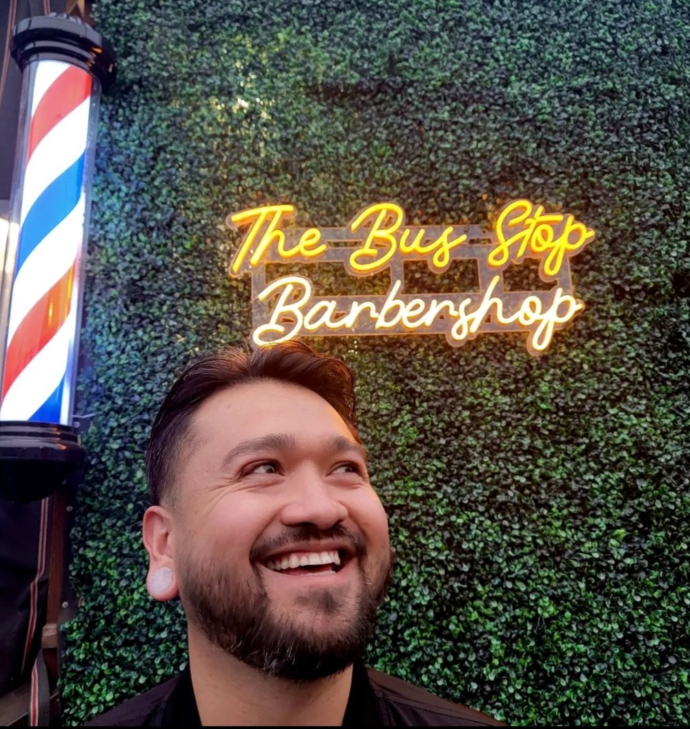The Bus Stop Barbershop — San Francisco's Outdoor Barbershop