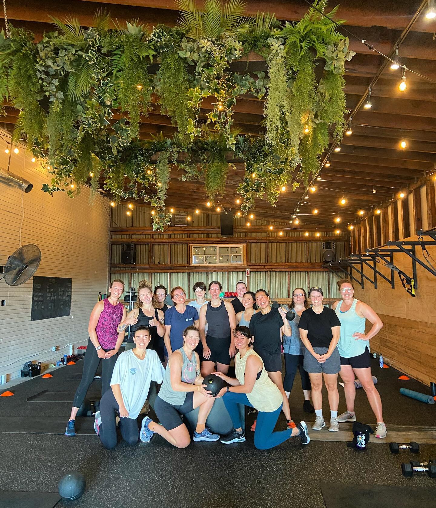 September is a go!

People are back from their vacation and ready to start moving their bodies again. 

Are you?

Stoked to see so many wonderful faces this am.

Have an amazing long weekend crew.