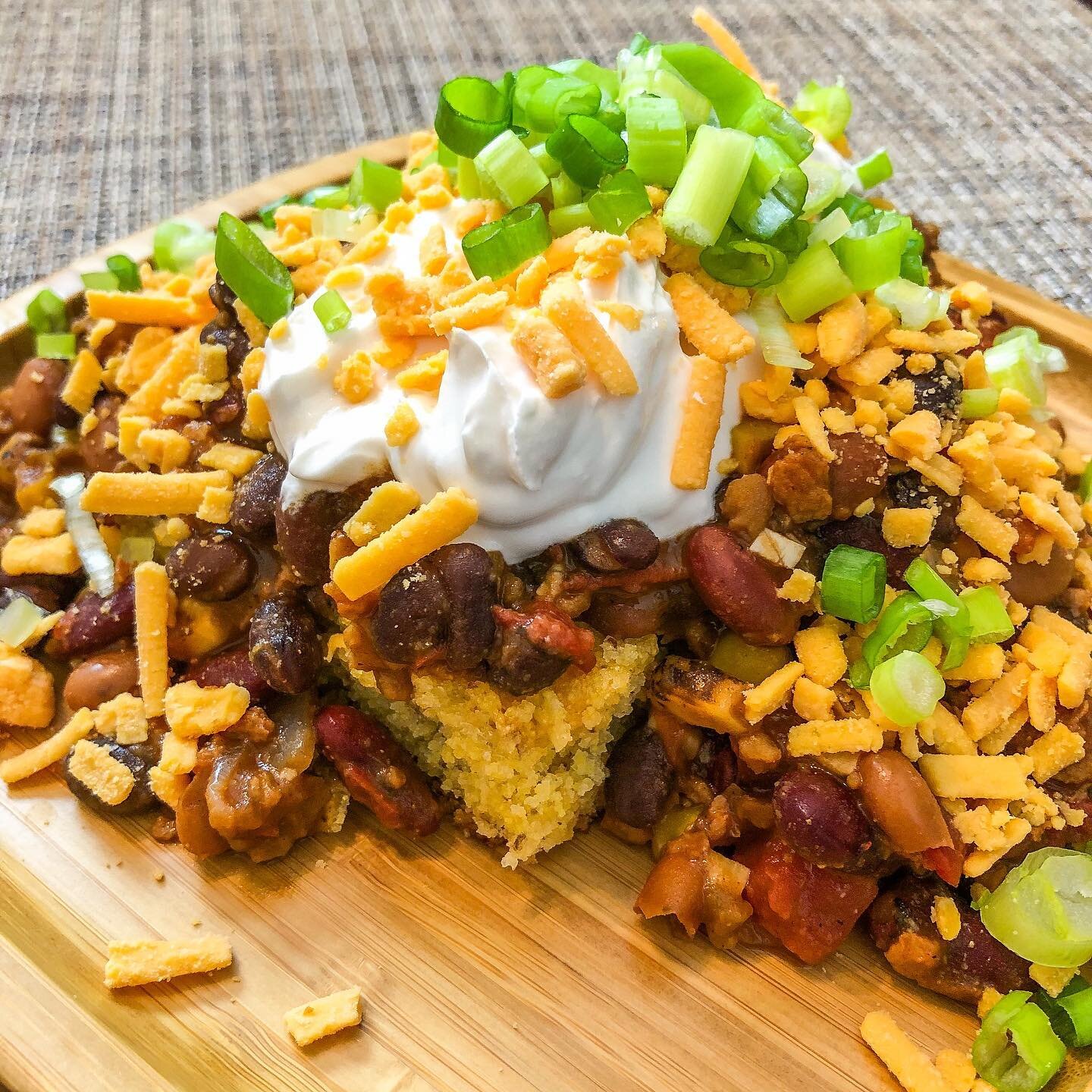 Chili and Cornbread — Plant Based Livin'