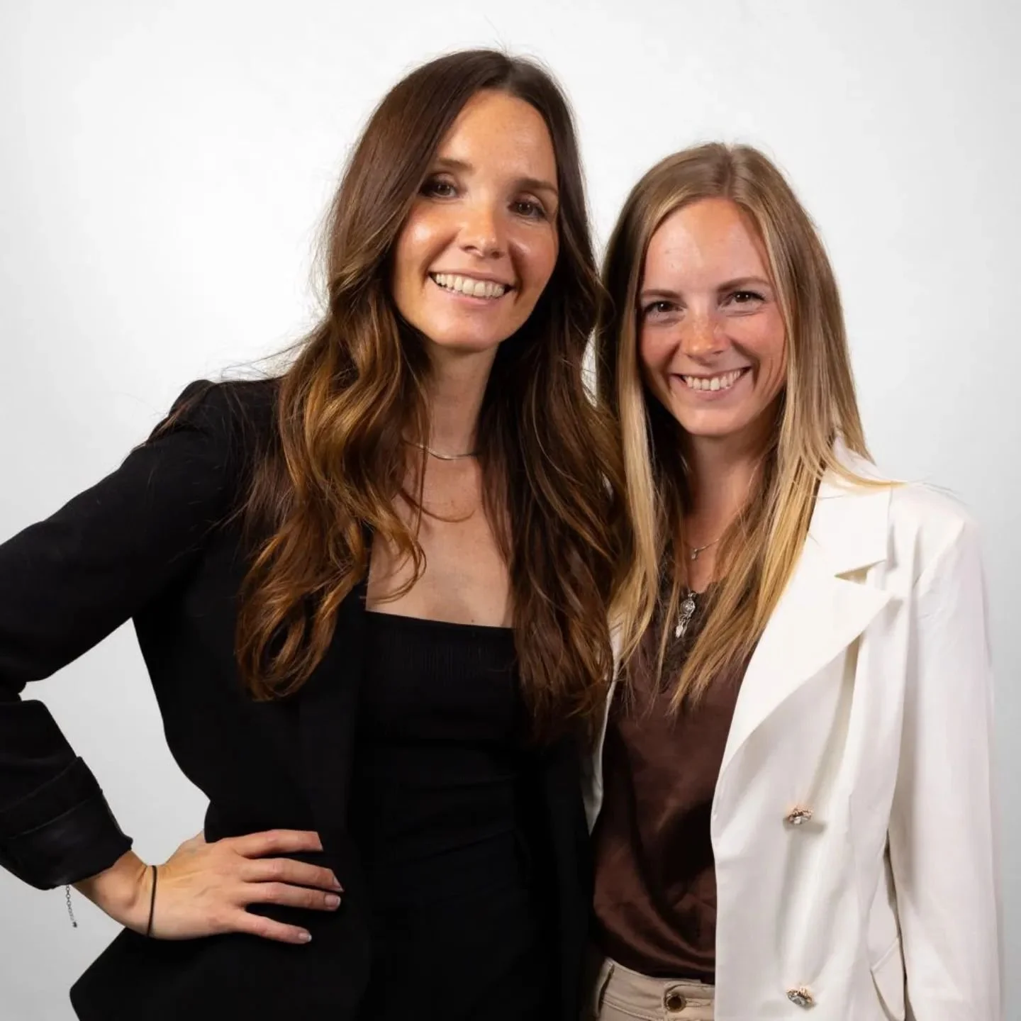 Det kan godt v&aelig;re at det bl&aelig;ser, men i dag er vi st&aring;et op til en ny dag, med hele 5 nye Bleach Colorist skud p&aring; stammen af vores Bleach.bleach.bleach familietr&aelig;🌳🧑&zwj;🎨🧑&zwj;🎨🧑&zwj;🎨🧑&zwj;🎨🧑&zwj;🎨⭐️✨️✨️🩷 K&AE