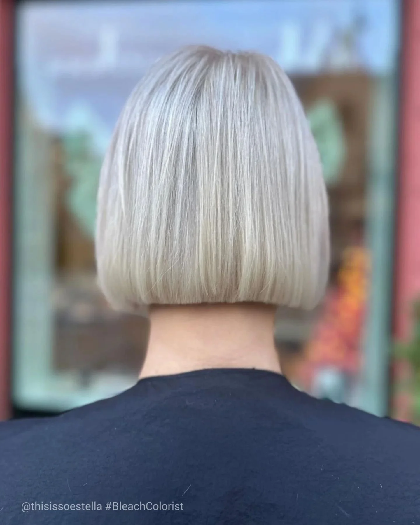 Sharp and clean --------------&gt; @thisissoestella #BleachColorist ⭐️✨️✨️✨️🤌

Smukt med smukt p&aring;...🥹

BLEACH COLORISTER 🇩🇰 👉 www.bleachcolorister.dk 

.
#coloristkbh 
#coloristjylland 
#coloristfyn 
#bleachcoloristdanmark 
#BleachColorati