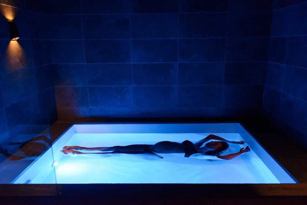 A favorite amoung floaters is hands over your head in a surrender style pose