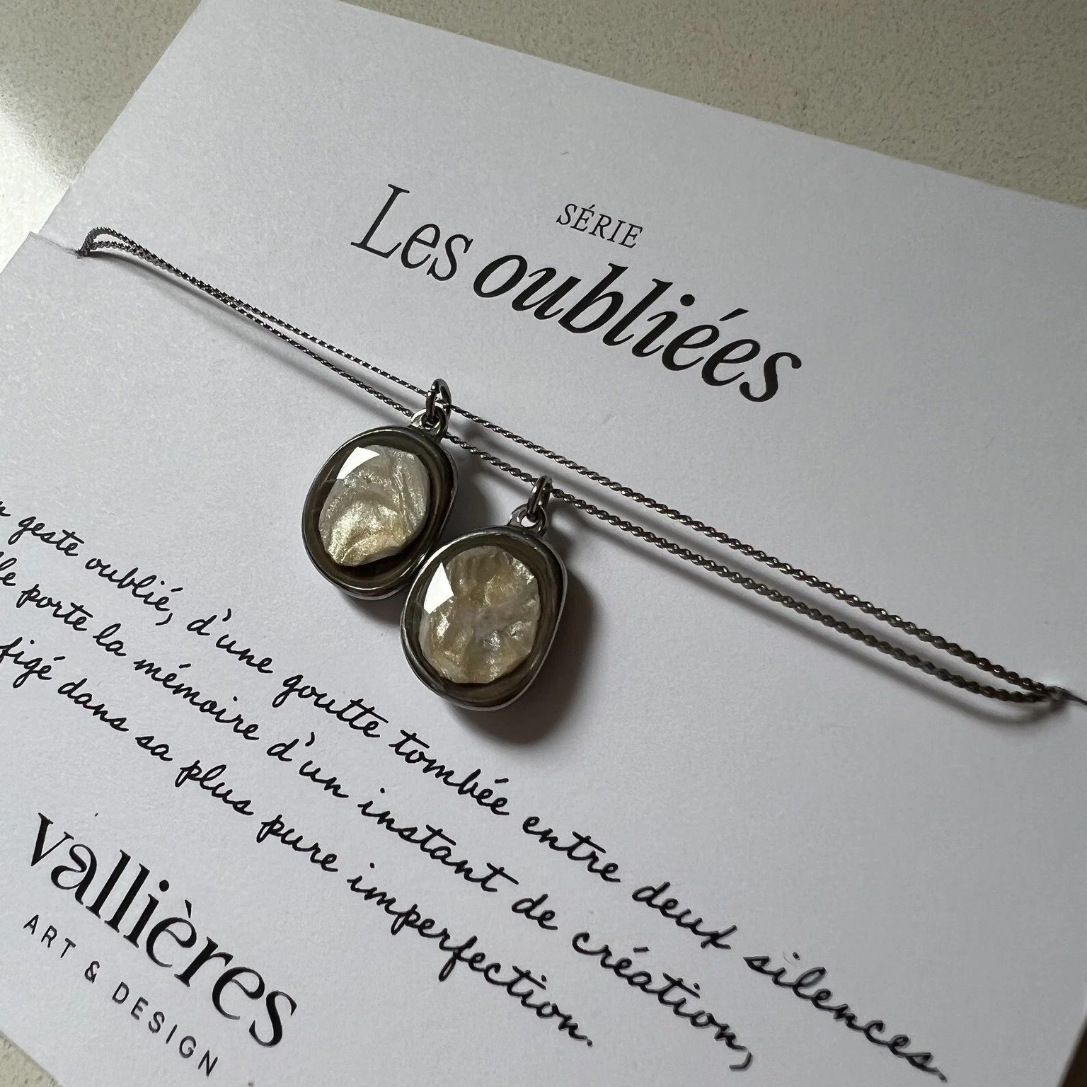 DUO Connexion 💫  F&Ecirc;TE DES M&Egrave;RES

109$ / duo (valeur de 130$) 

En plus, j'ajoute votre message personnalis&eacute; pour chacun de vous... Je dois avouer que vous avez de belles plumes, vous aussi! 🤎

Commandez d'ici le 6 mai pour vous 