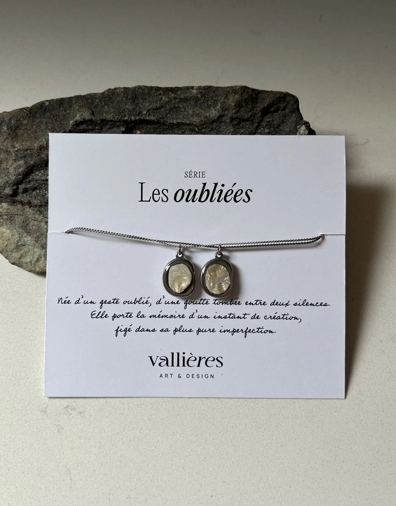 Les Authentiques.jpg
