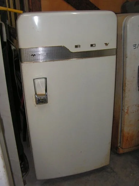 3186-1 Roy 1956.JPG