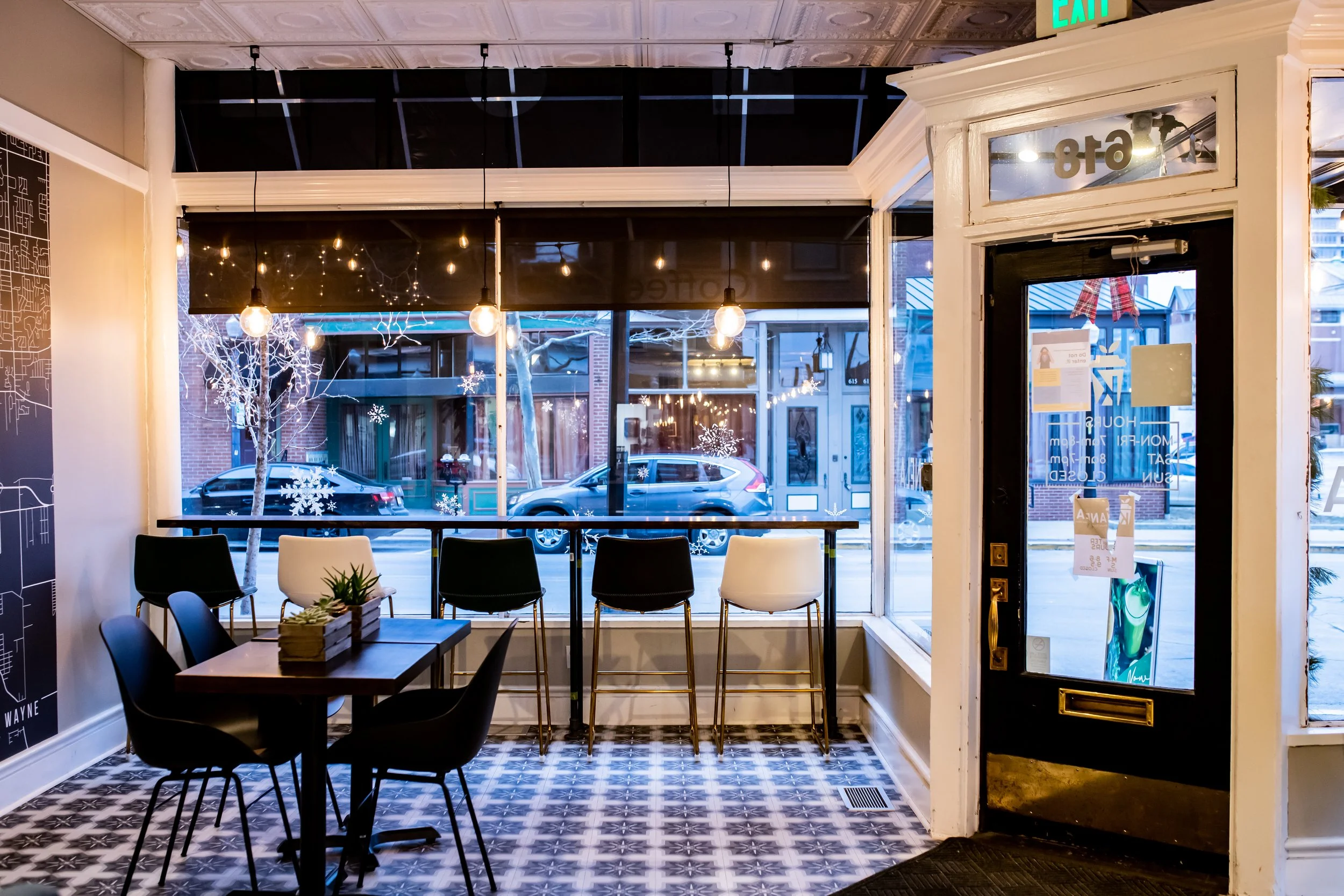 Kanela Blended Drinks, Coffee, and Bites