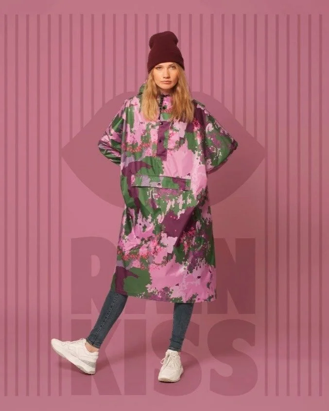 Introducing RAINKISS! Born in Amsterdam. Designer rainwear made out of recycled material. Many fabulous prints to choose from. Stock service available too 🌂

#rainkissaustralia #rainkissnewzealand