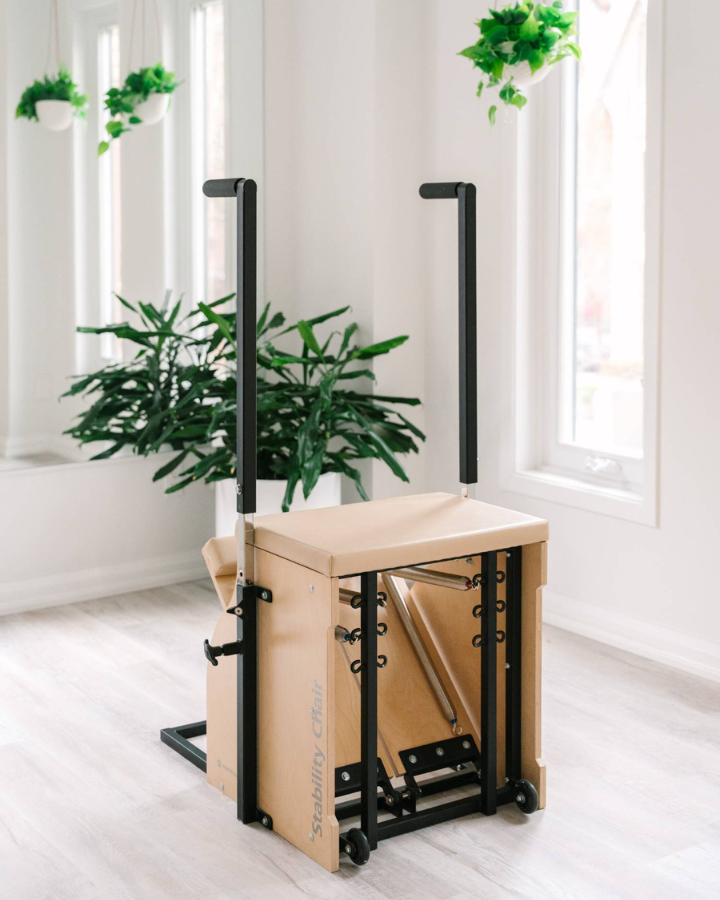 PILATES-BY-STAV_portrait-studio-4.png