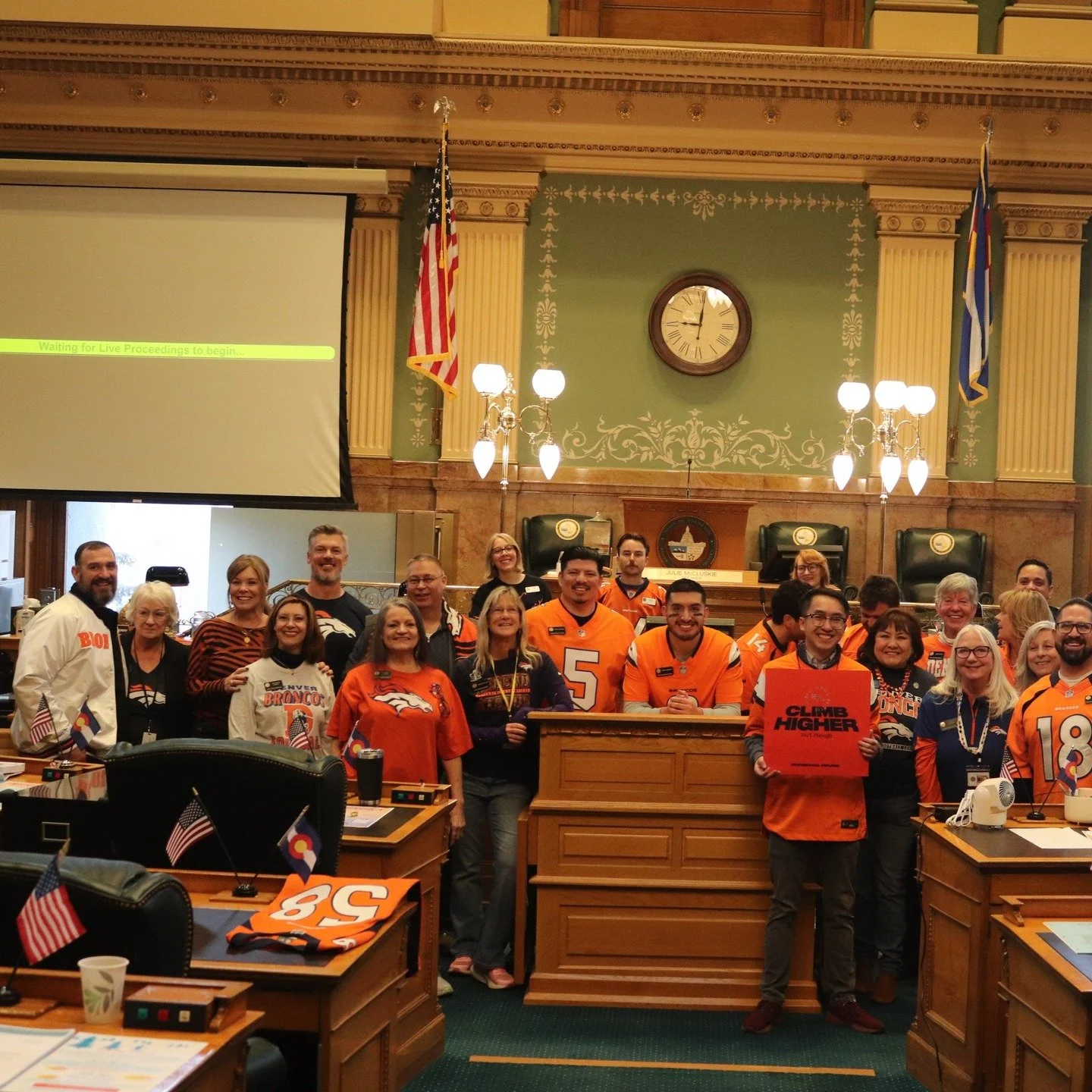 Broncos Day on the House floor 🧡🏈
Wishing the Denver @broncos luck as they head into the semifinals.