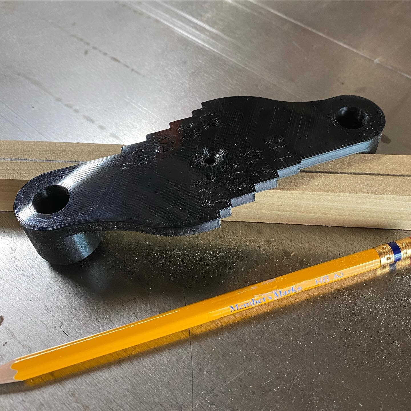 It&rsquo;s #3DThursday...or did I just make that up? This 3D printed center finder comes in handy. I got the file from Thingiverse so I can&rsquo;t take credit for the design, but I&rsquo;m digging the simplicity of it. 
.
3D people, what shop tools 