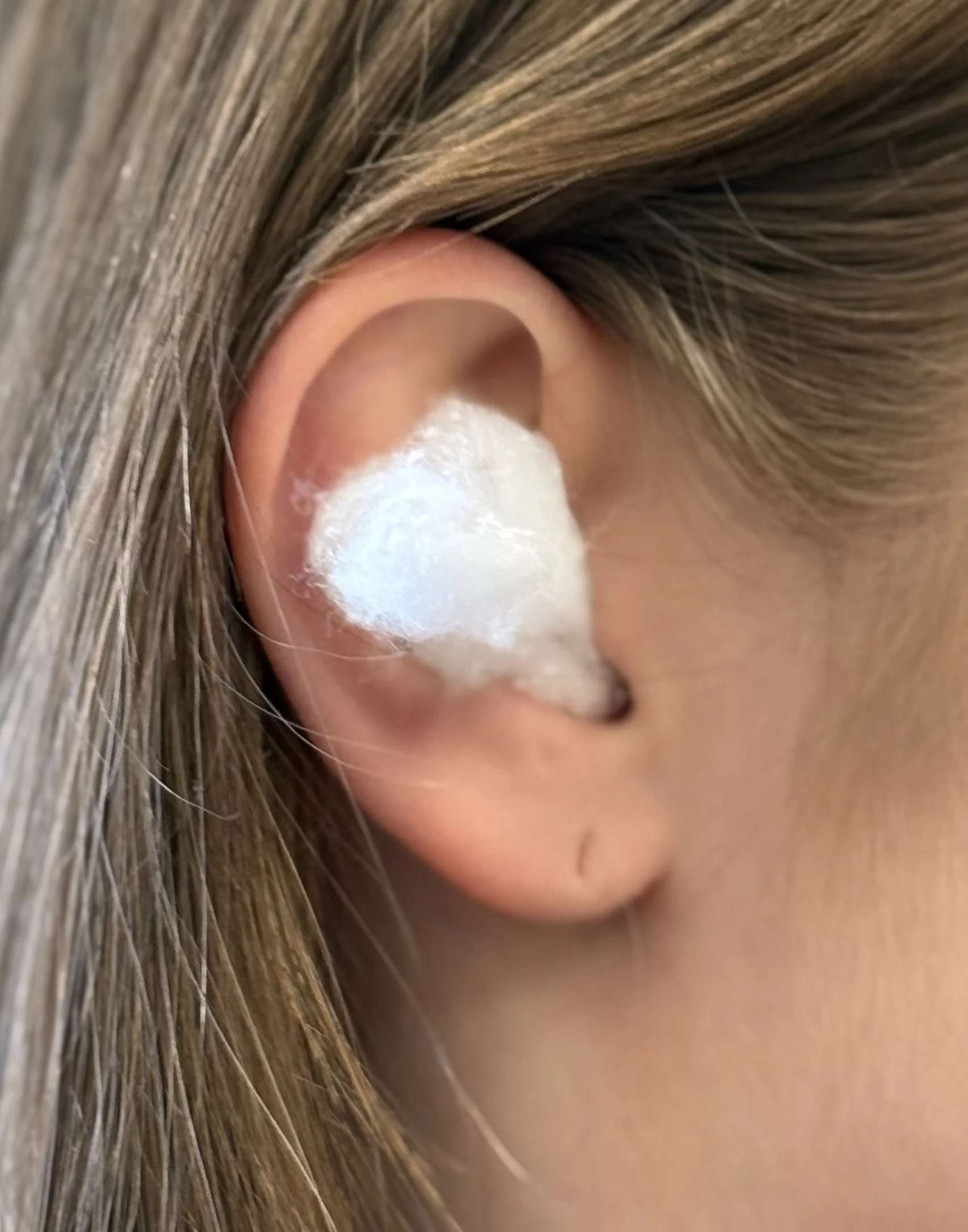 Why Do My Ears Feel Clogged? 7 Common Causes and How to Fix It