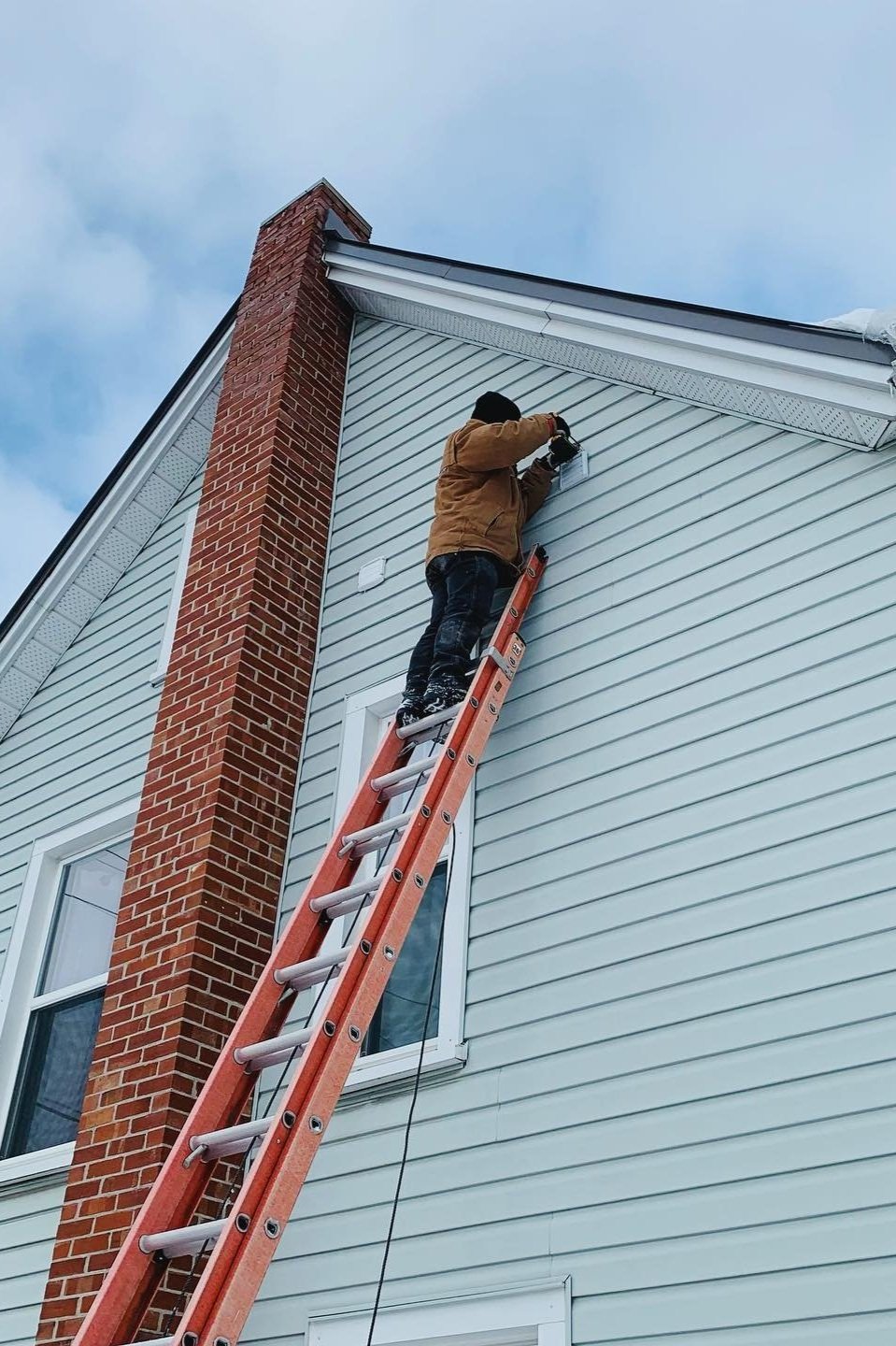 Licensed electrician performing residential electrical installation in Brockville Ontario