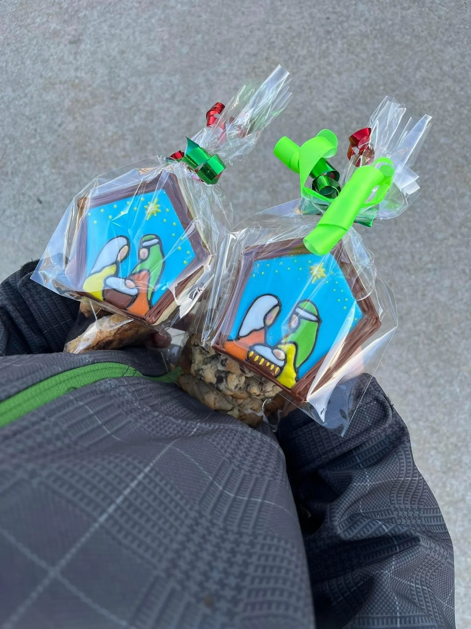 3787975F-E205-4435-963F-41C10F59B2CD