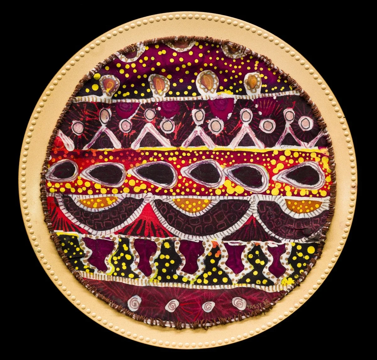 Round batik.jpg