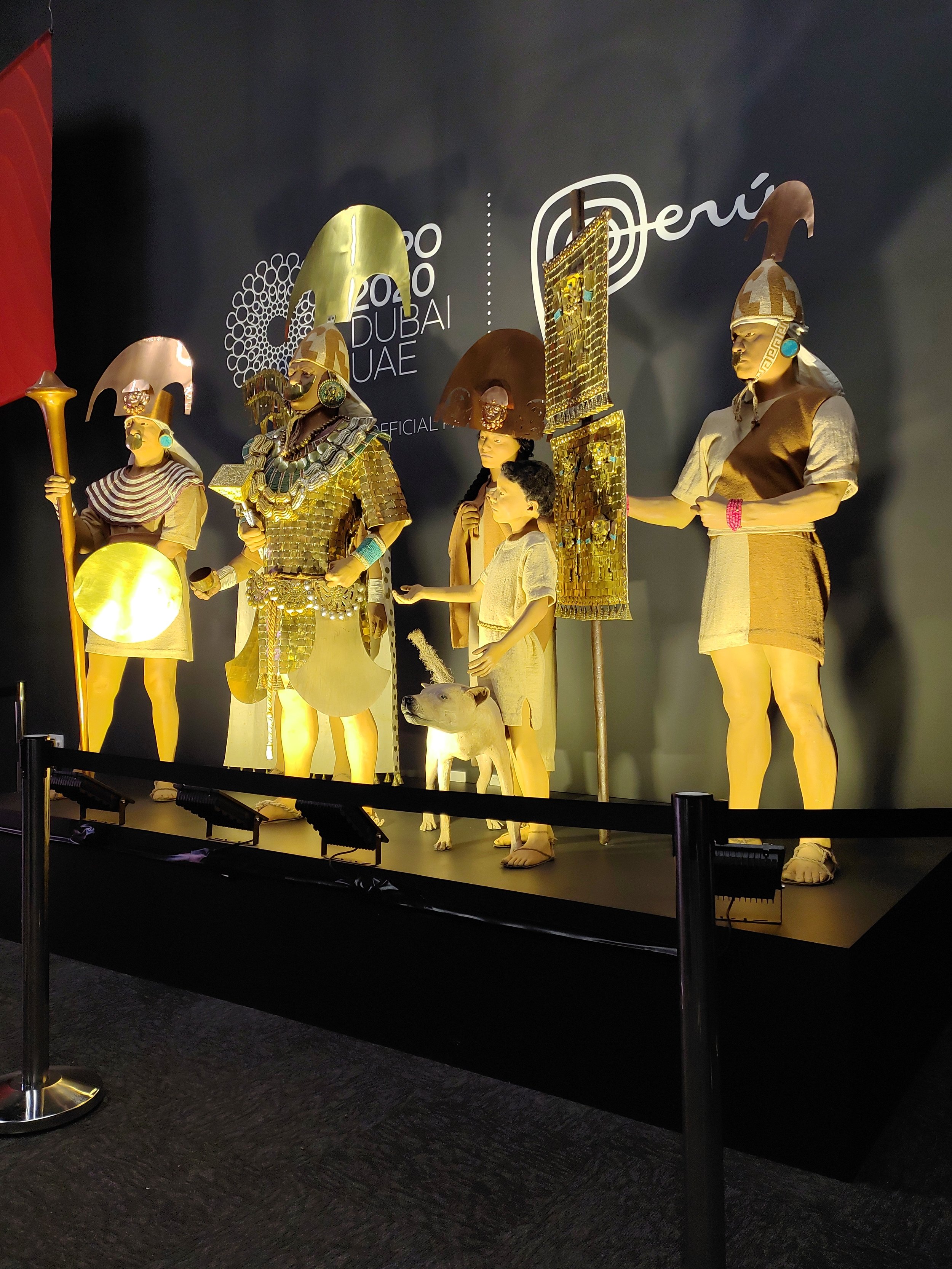 Gold armor and clothing