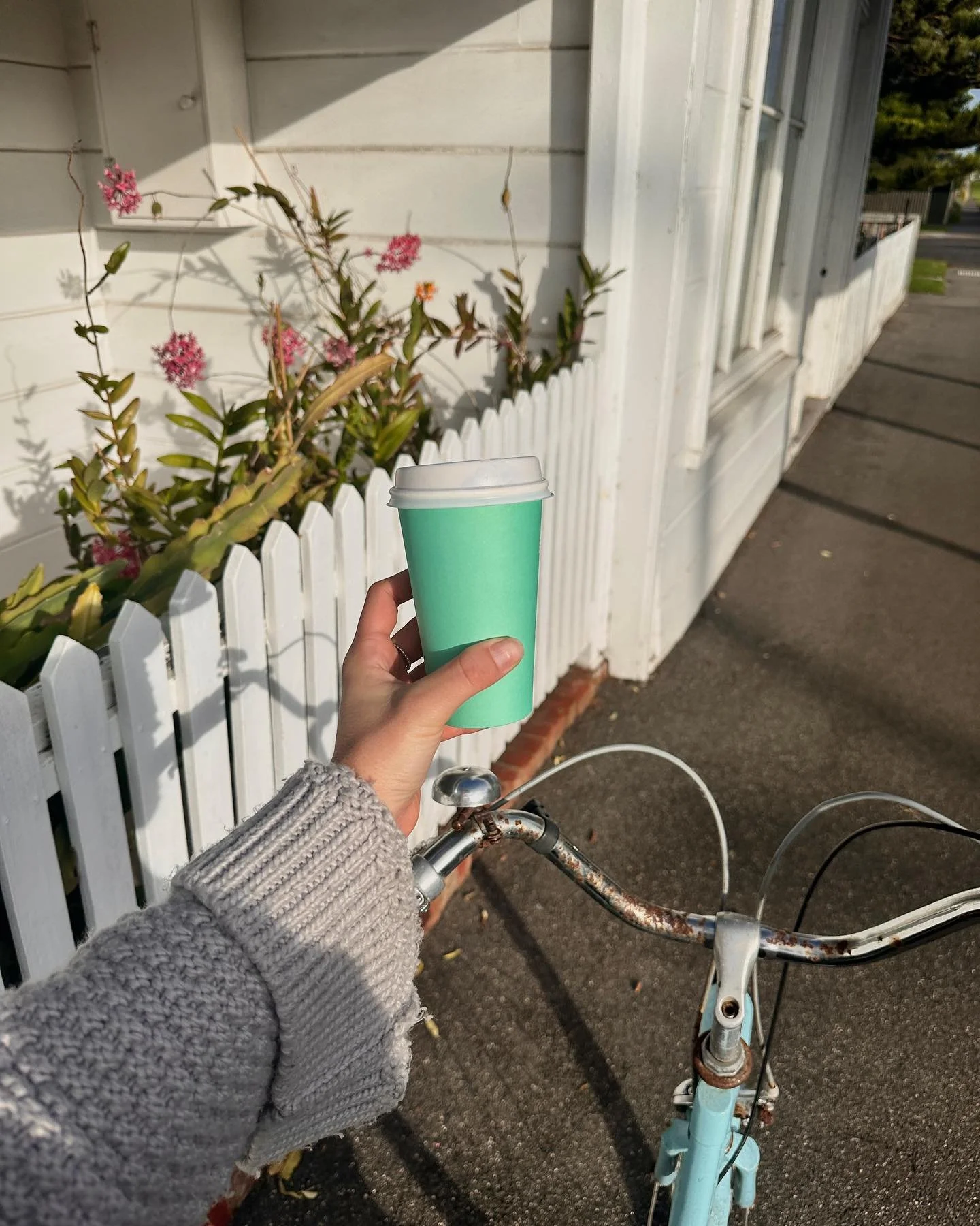 life lately. 

1. always enamoured by these beautiful orchids on my way to get coffee @portfairycoffeeroasters 

2. feeling so much more at home down here of late. Fresh new linen at home always does the trick too 😉

3. *heart melts*

4. stunning sp