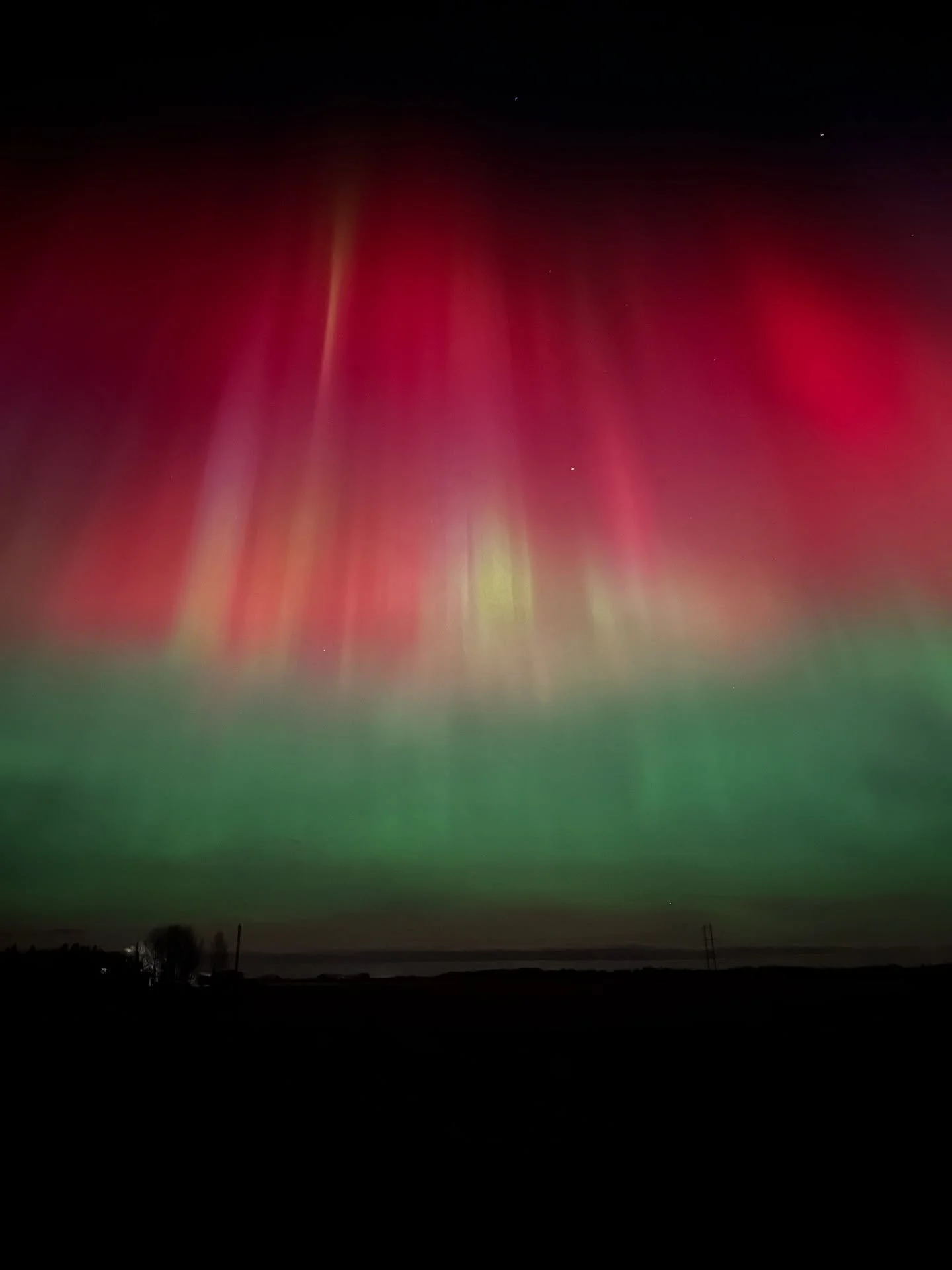 The sky reminded us again&hellip; when you stay in the moment, the magic never fades ✨