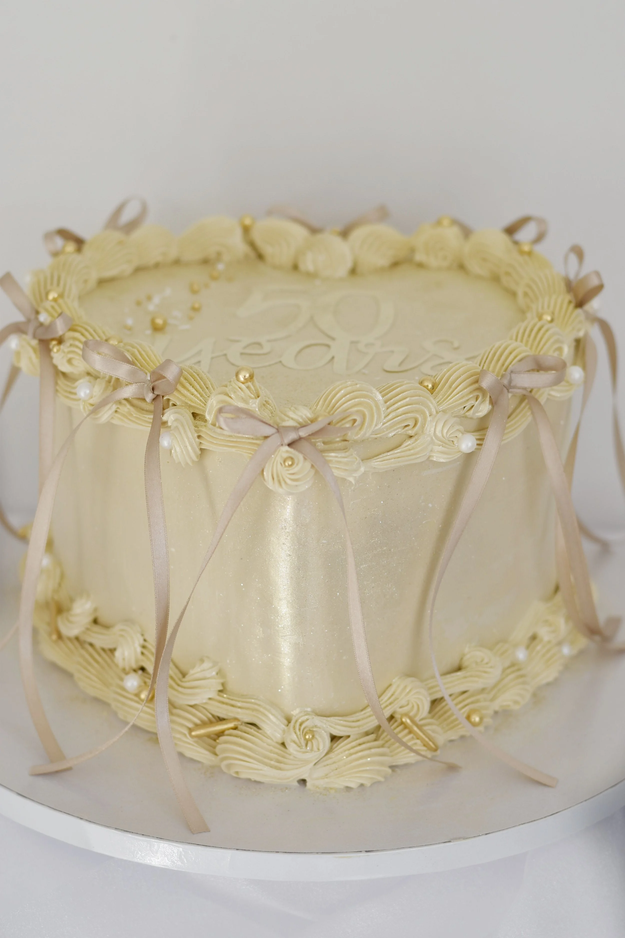  Golden Wedding Anniversary Heart Cake 
