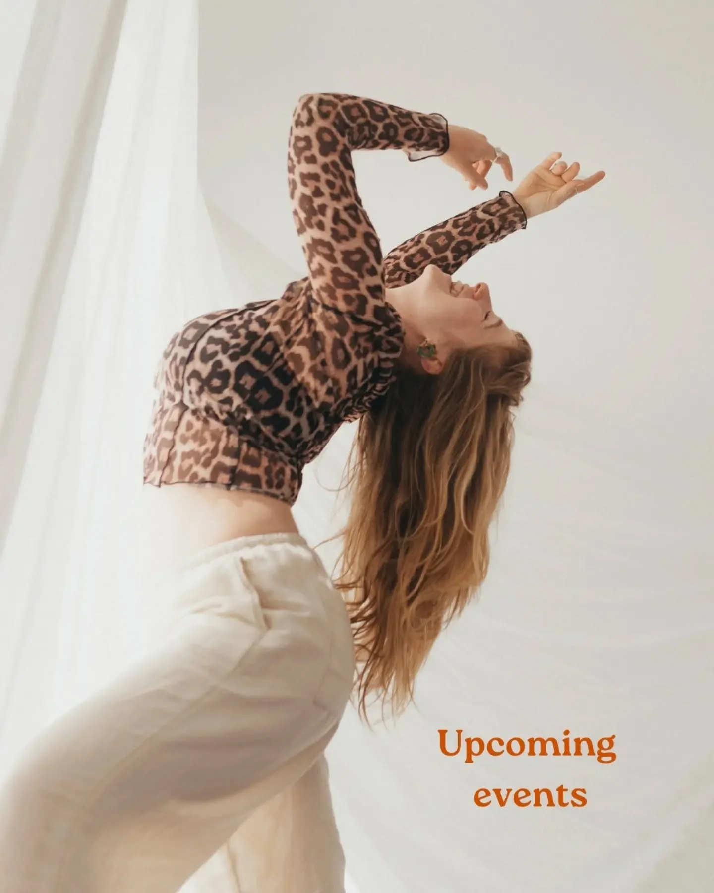You wanna know the best part of my work? Where I feel most inspired? 

It's when I'm collaborating with other amazing facilitators! 

I've got a whole bunch of wonderful stuff coming up babes - take a look!

Beautiful photos from @viktoria__tari and 